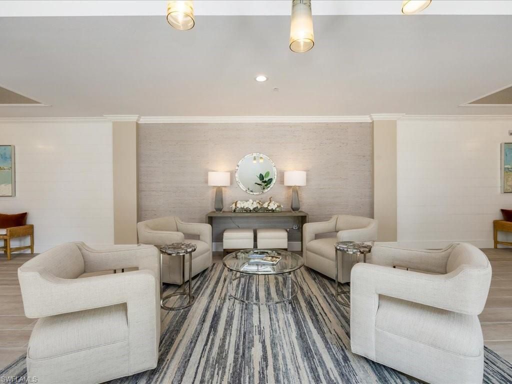 9566 Gulf Shore Dr, Unit 102, Naples, FL 34108 Photo