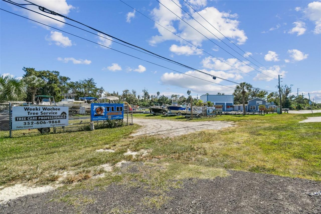 7154 Shoal Line Boulevard, Weeki Wachee, FL 34607 Photo