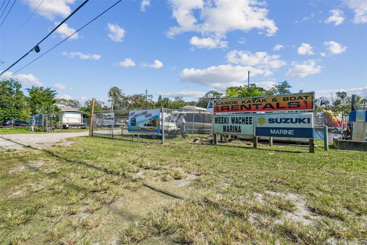 7154 Shoal Line Boulevard, Weeki Wachee, FL 34607 Photo