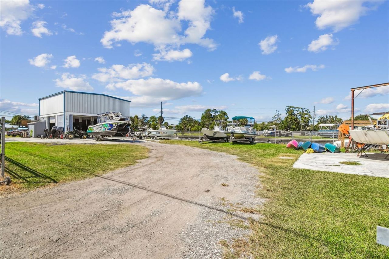 7154 Shoal Line Boulevard, Weeki Wachee, FL 34607 Photo