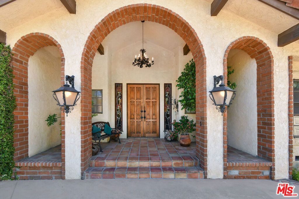 24926 Jim Bridger Road, Hidden Hills, CA 91302 Main Photo