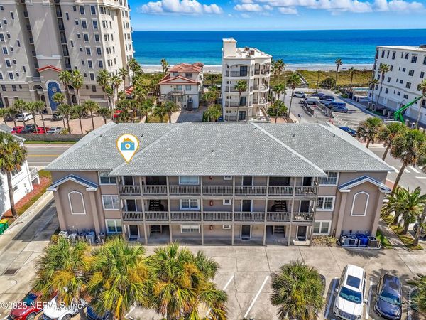 386 1ST Street S, Jacksonville Beach, FL 32250