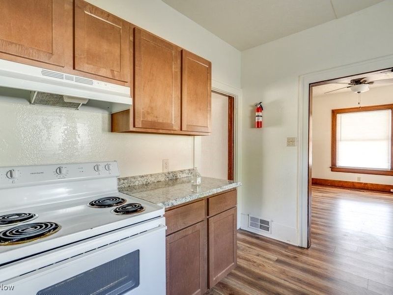 309 Power Street, Akron, OH 44311 Photo 11