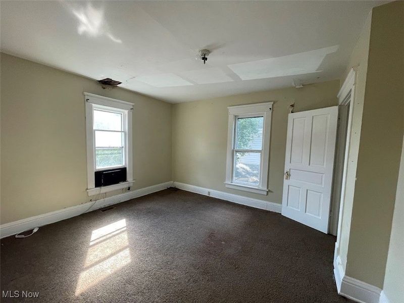 338 Locust Street, Coshocton, OH 43812 Photo 12