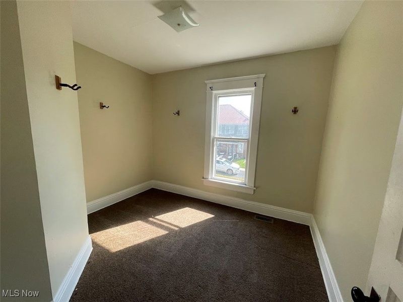 338 Locust Street, Coshocton, OH 43812 Photo 13