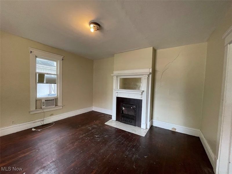 338 Locust Street, Coshocton, OH 43812 Photo 5