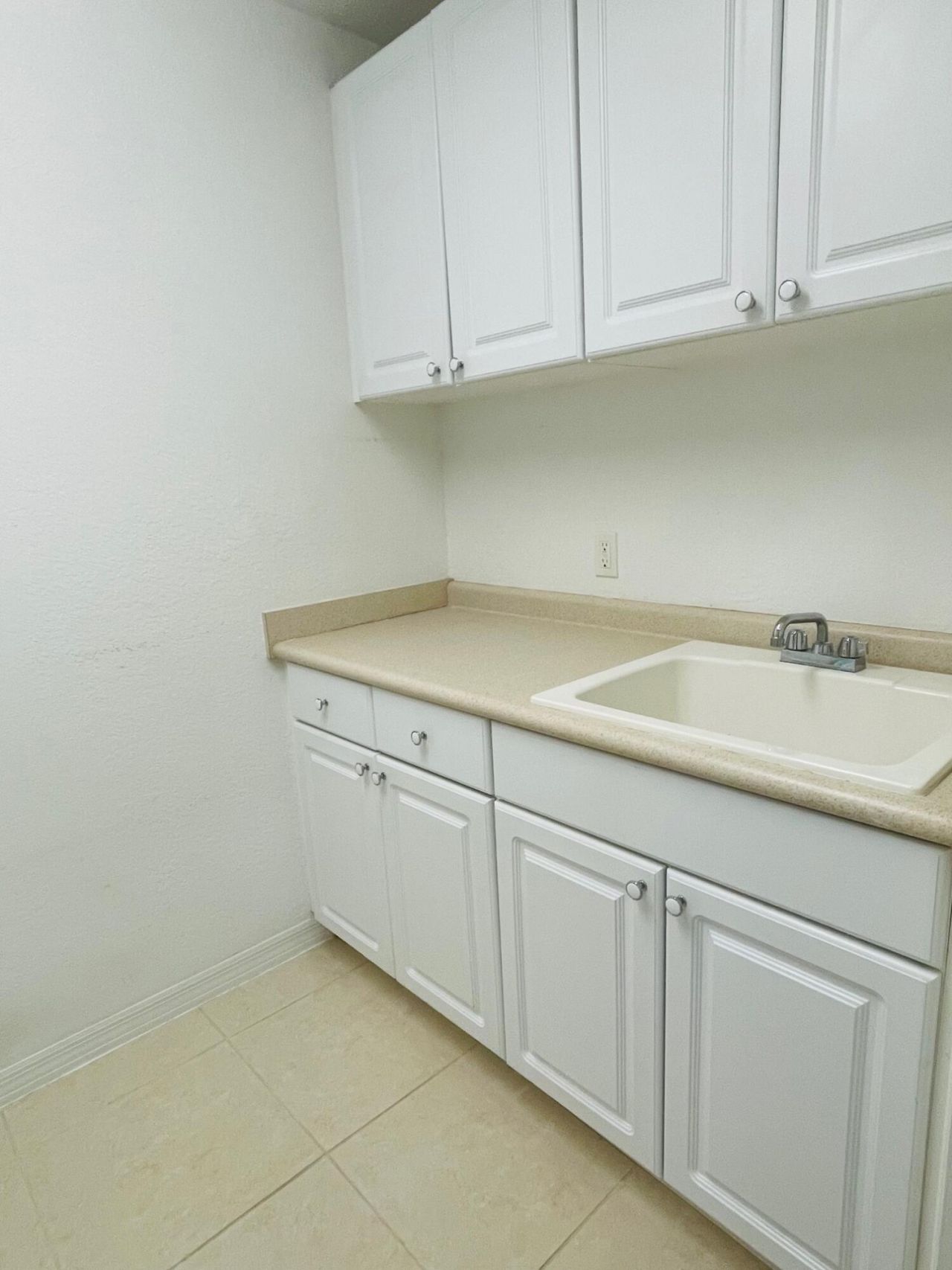 1833 Pelican B2 Drive, Unit 2, Fort Pierce, FL 34982 Photo