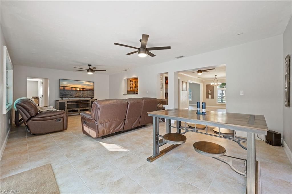 8327 Riviera Ave, Fort Myers, FL 33919 Photo