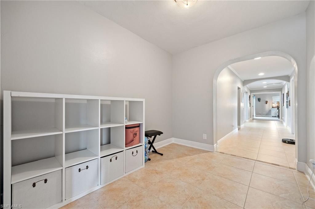 8327 Riviera Ave, Fort Myers, FL 33919 Photo
