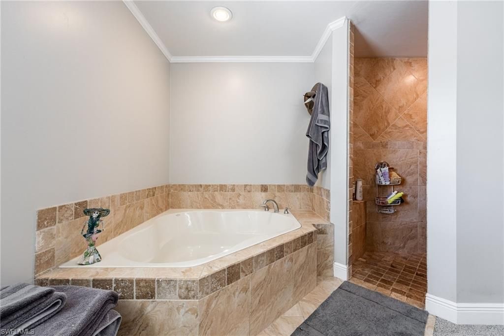 8327 Riviera Ave, Fort Myers, FL 33919 Photo