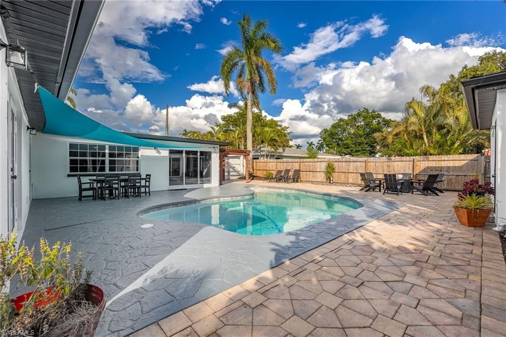 8327 Riviera Ave, Fort Myers, FL 33919 Photo