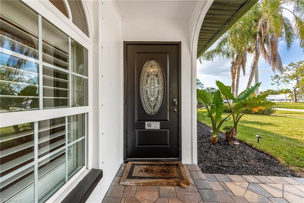 8327 Riviera Ave, Fort Myers, FL 33919 Photo