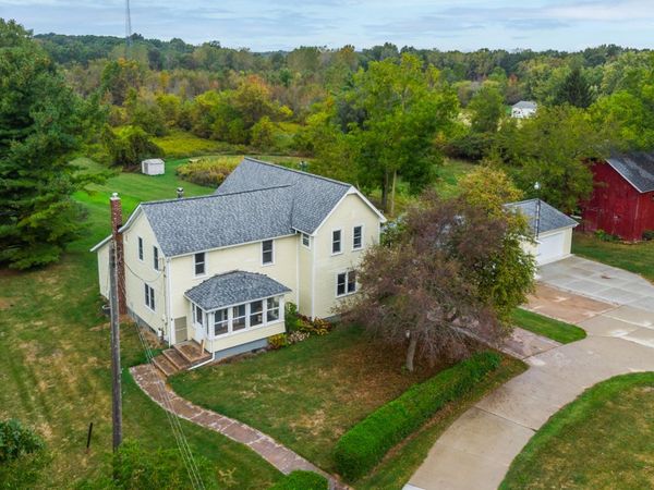 12356 Jennings Road, Linden, MI 48451