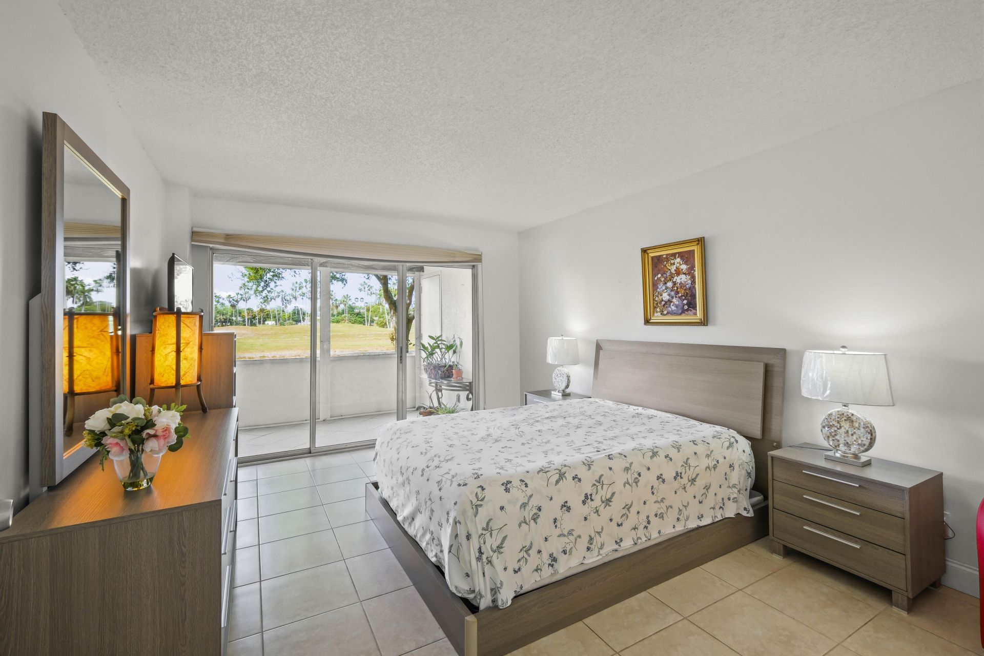 3871 Via Poinciana, Unit 104, Lake Worth, FL 33467 Photo