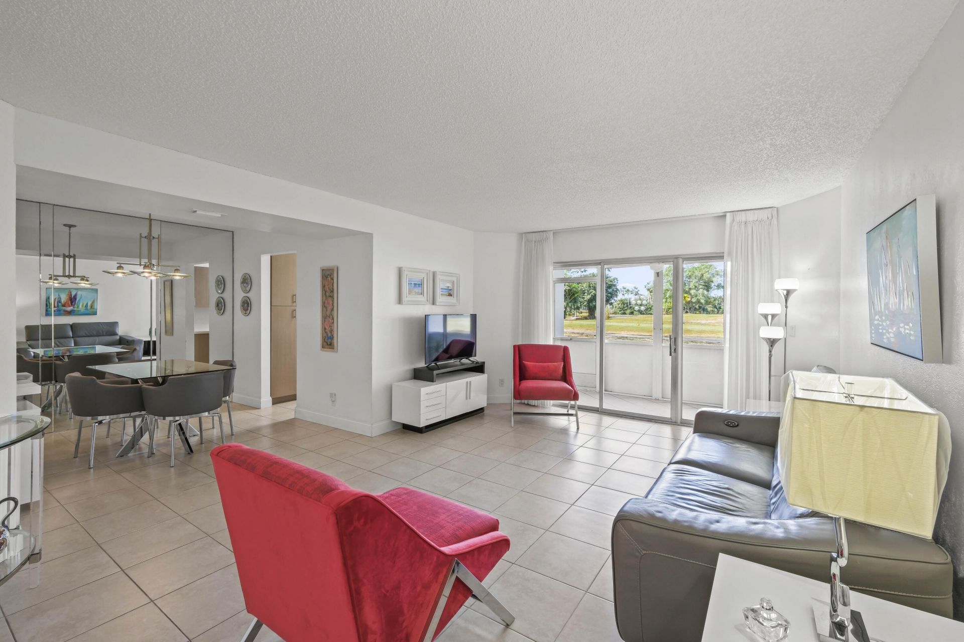 3871 Via Poinciana, Unit 104, Lake Worth, FL 33467 Photo