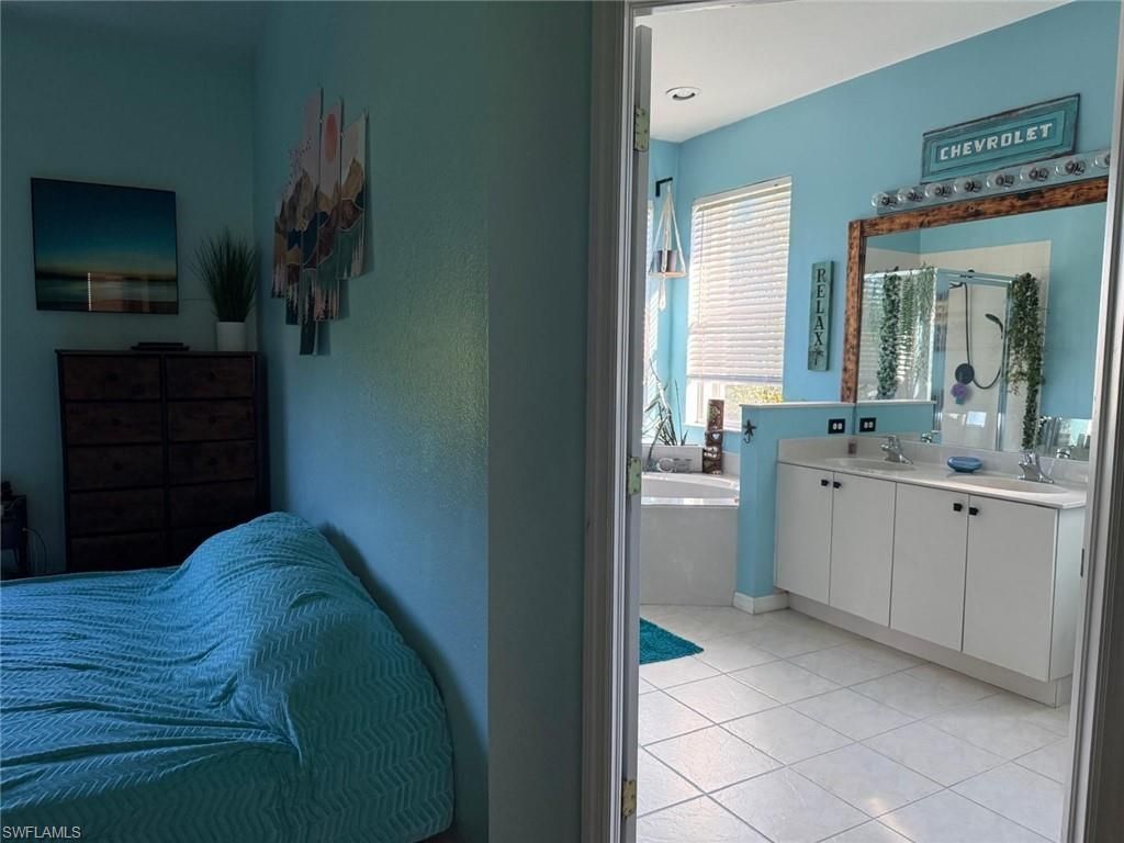 4219 Liron Ave, Unit 204, Fort Myers, FL 33916 Photo