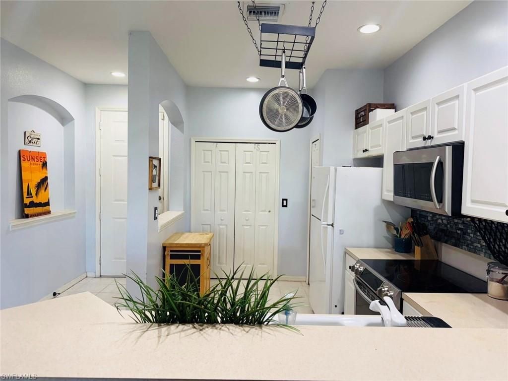 4219 Liron Ave, Unit 204, Fort Myers, FL 33916 Photo