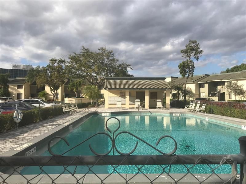 9576 SW 1st Court, Unit 9-F, Coral Springs, FL 33071 Photo