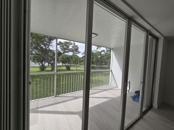 3010 N Course Drive, Unit 207, Pompano Beach, FL 33069
