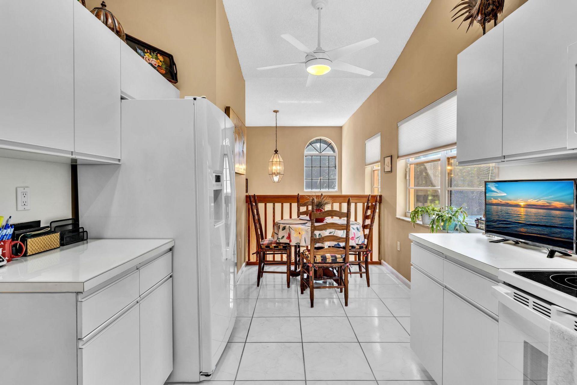 9589 Shadybrook Drive, Unit 215, Boynton Beach, FL 33437 Photo