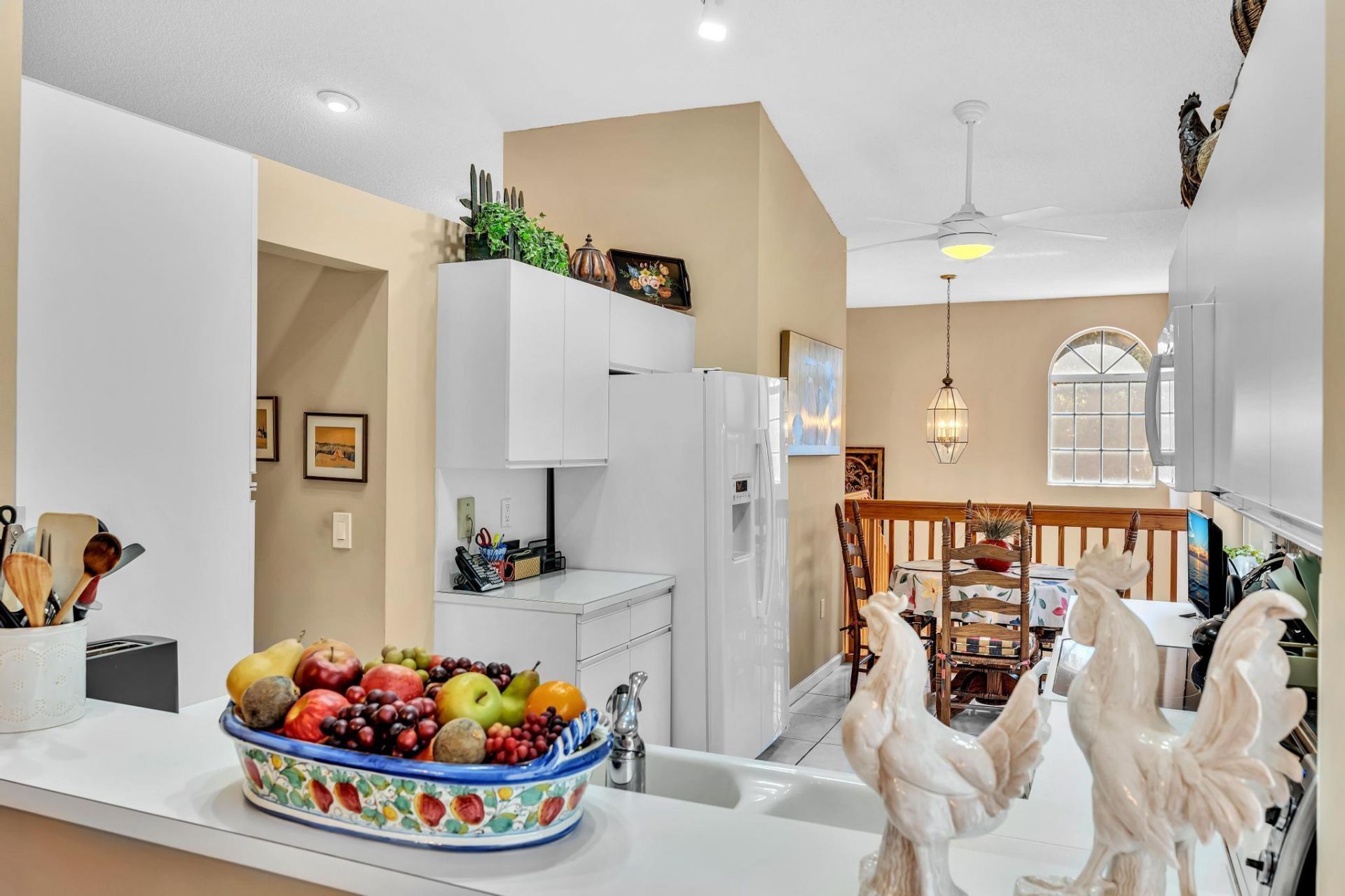 9589 Shadybrook Drive, Unit 201, Boynton Beach, FL 33437 Photo