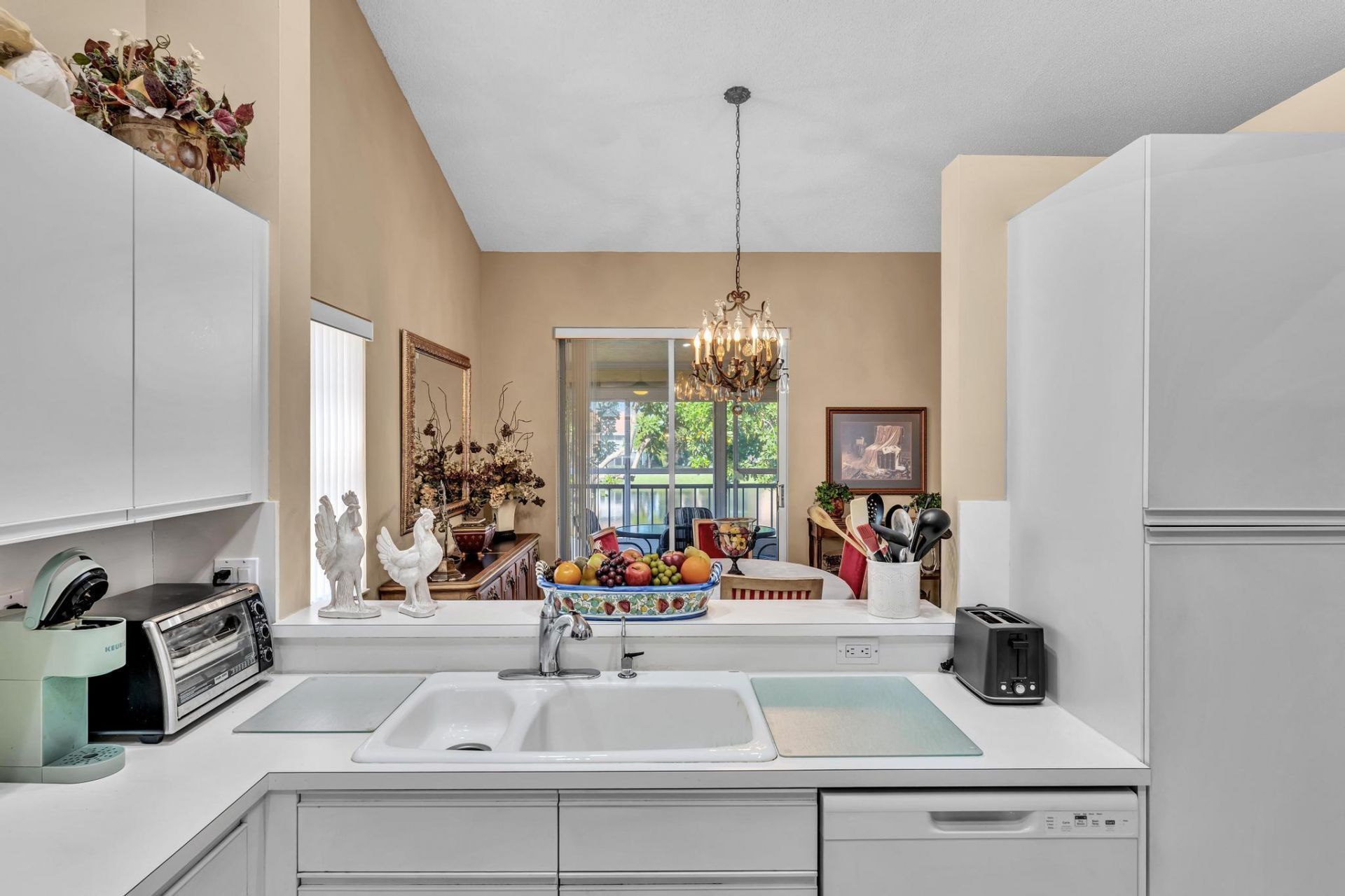 9589 Shadybrook Drive, Unit 201, Boynton Beach, FL 33437 Photo