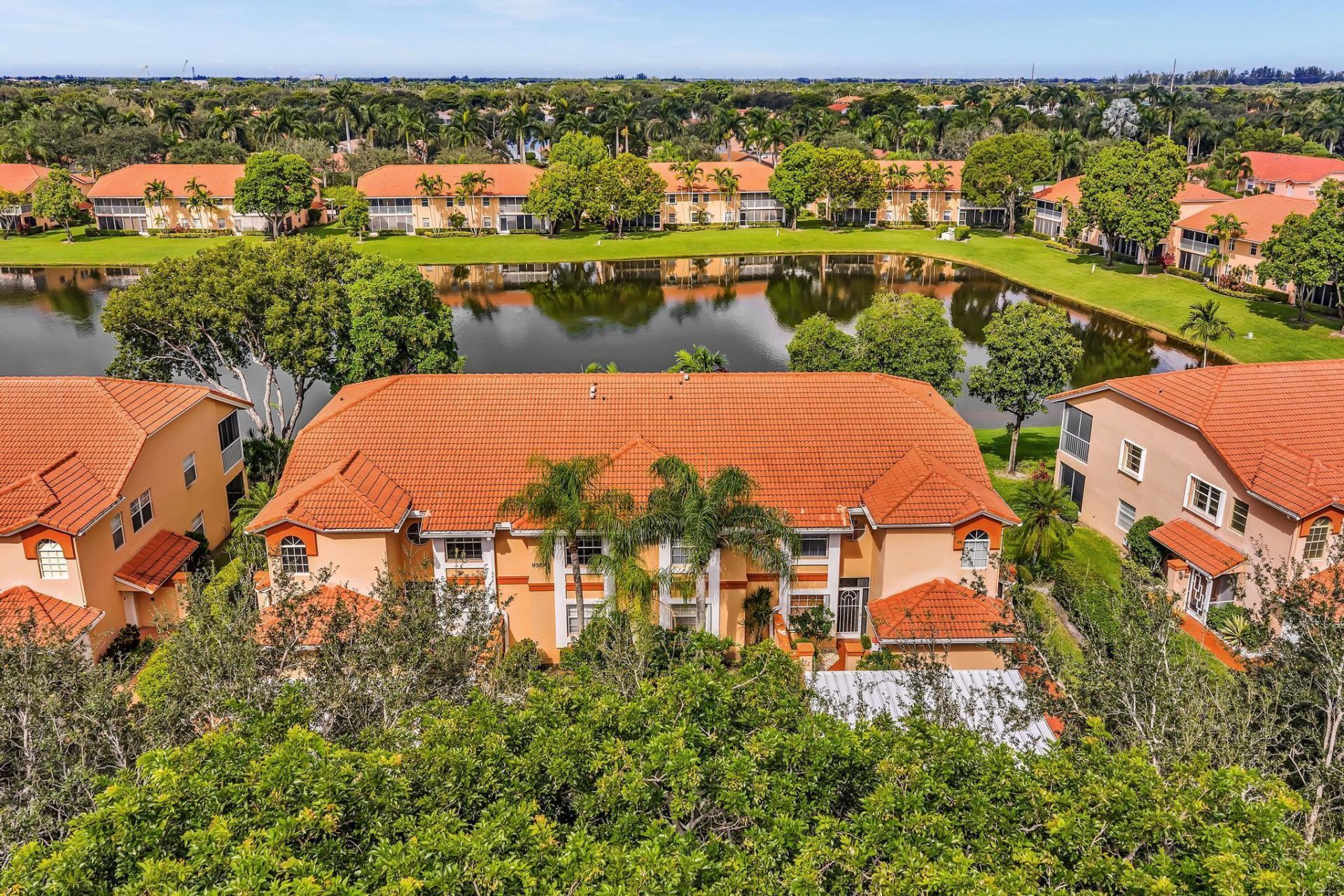 9589 Shadybrook Drive, Unit 201, Boynton Beach, FL 33437 Photo