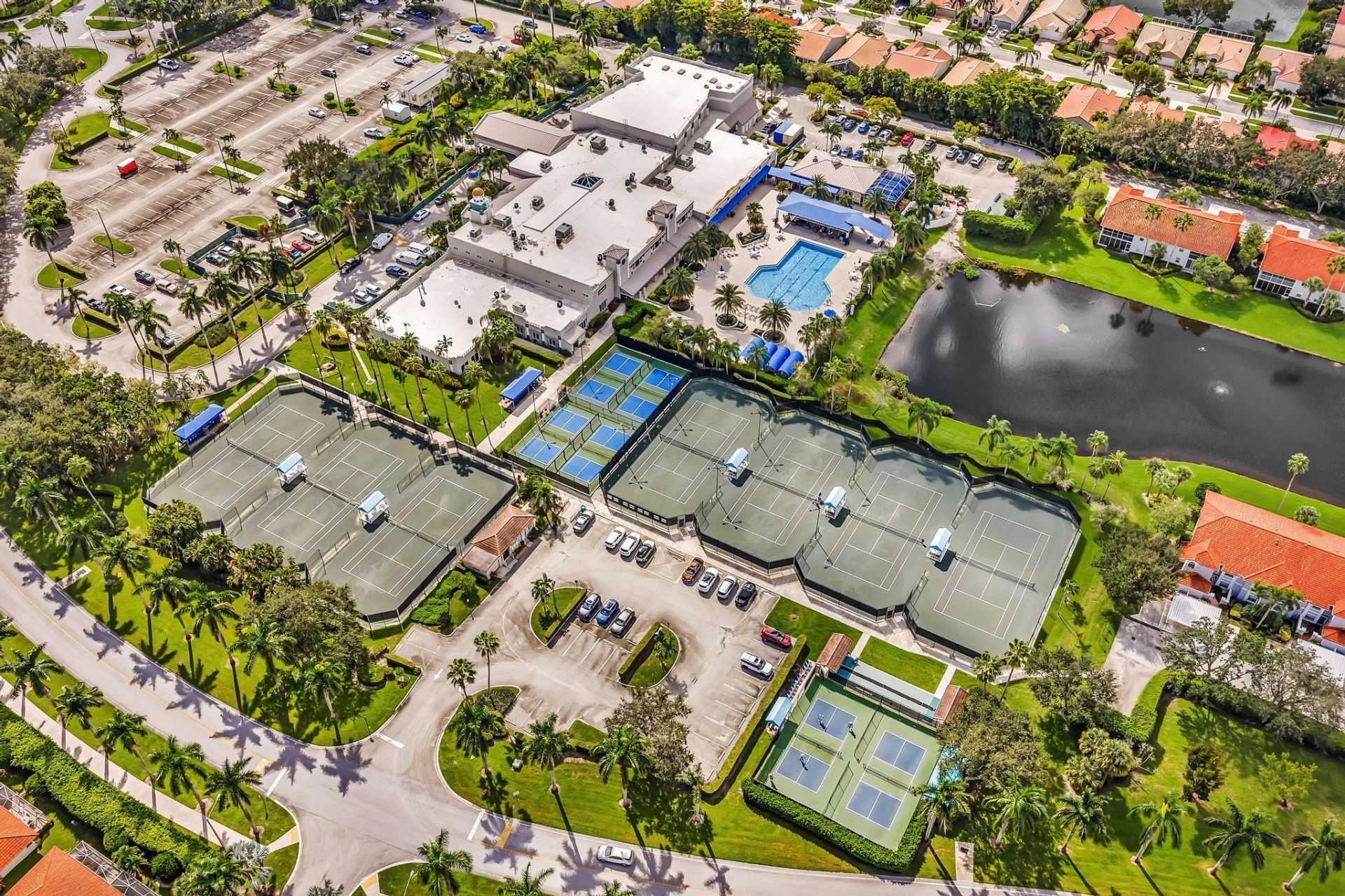 9589 Shadybrook Drive, Unit 201, Boynton Beach, FL 33437 Photo