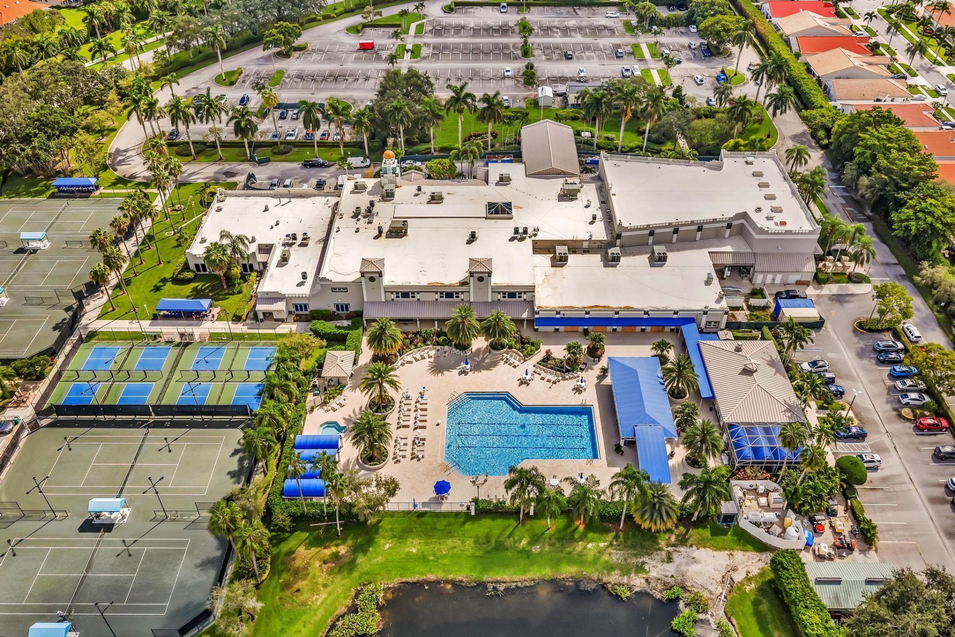 9589 Shadybrook Drive, Unit 201, Boynton Beach, FL 33437 Photo