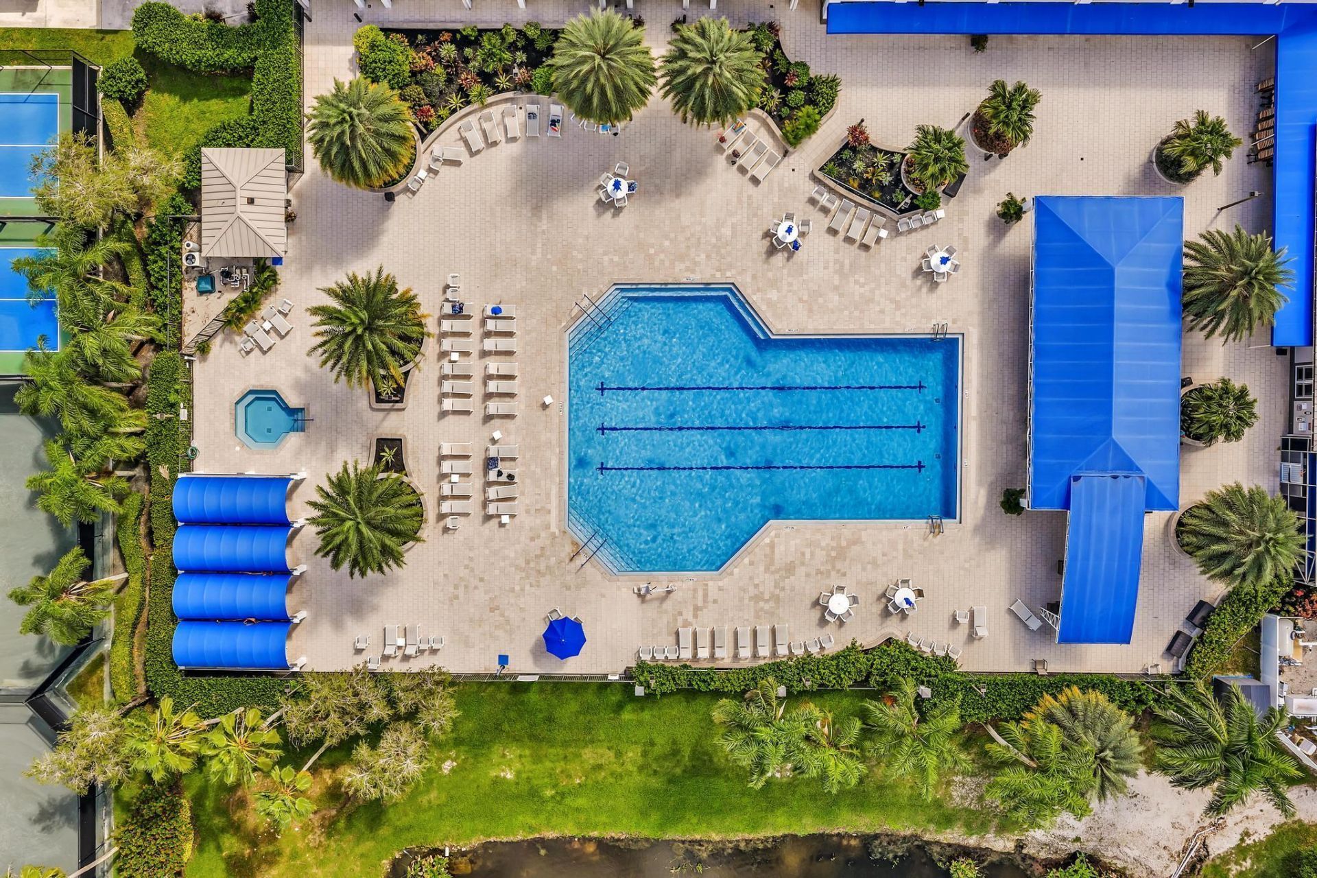 9589 Shadybrook Drive, Unit 201, Boynton Beach, FL 33437 Photo