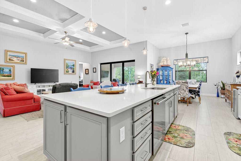 460 SW Sea Green Street, Palm City, FL 34990 Photo