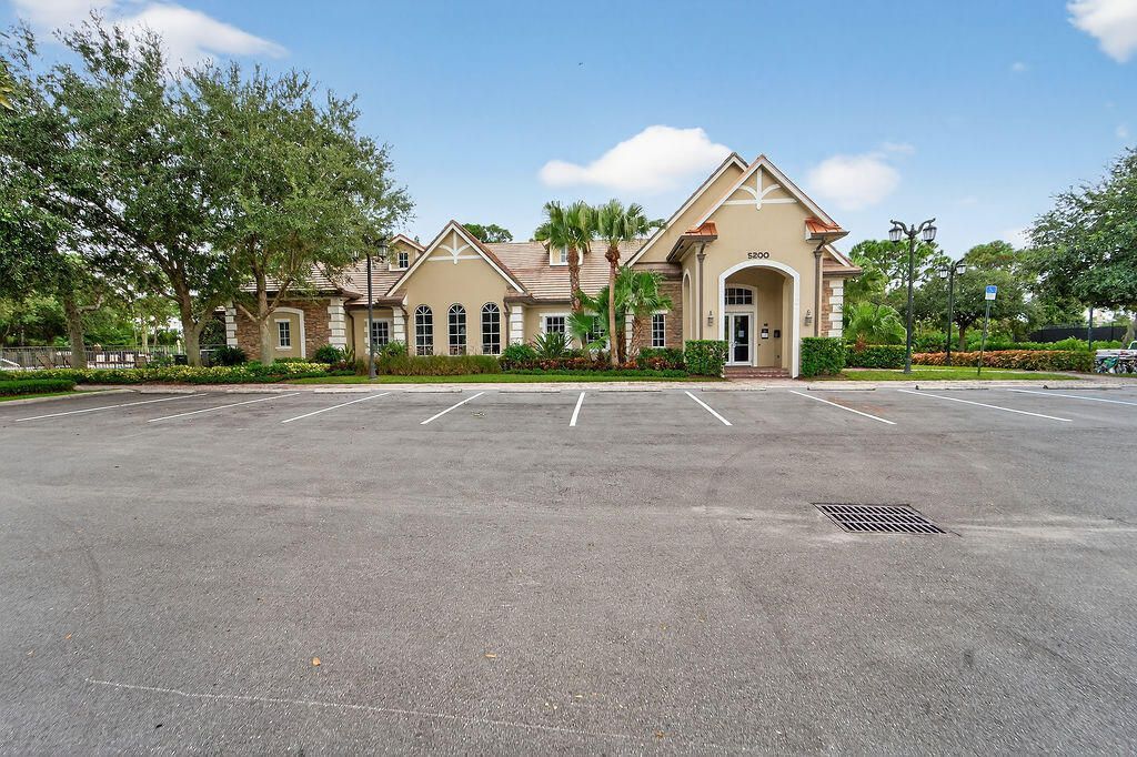 460 SW Sea Green Street, Palm City, FL 34990 Photo