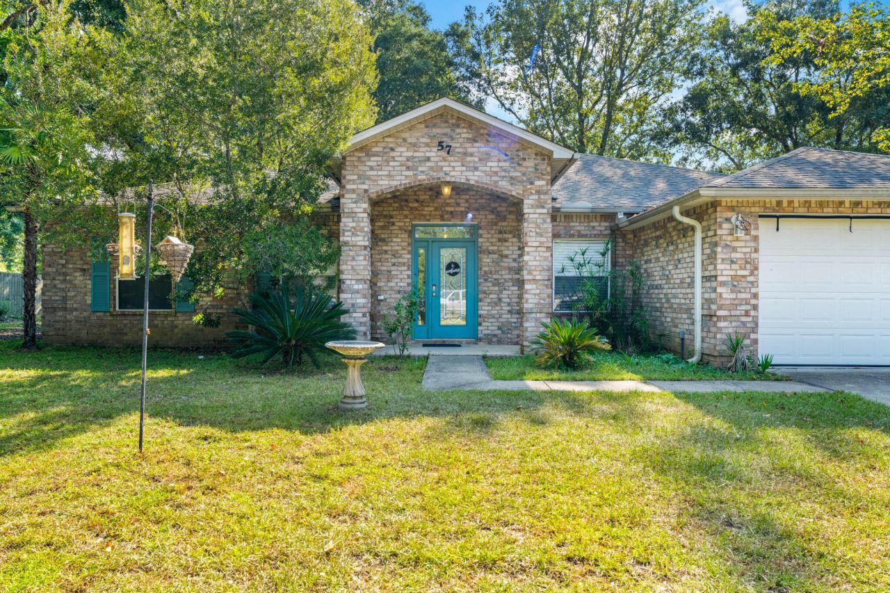 57 S Pleasant Drive, Defuniak Springs, FL 32435 Main Photo