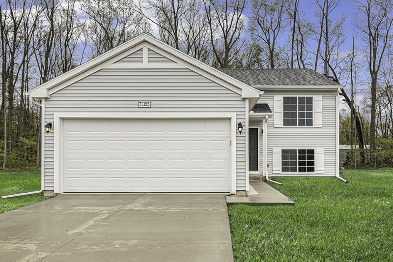 2445 Stratton Road, Benton Harbor, MI 49022 Main Photo