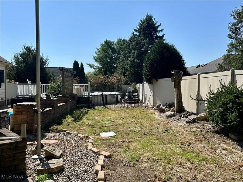 5623 Shallow Creek Avenue, Louisville, OH 44641 Photo 11