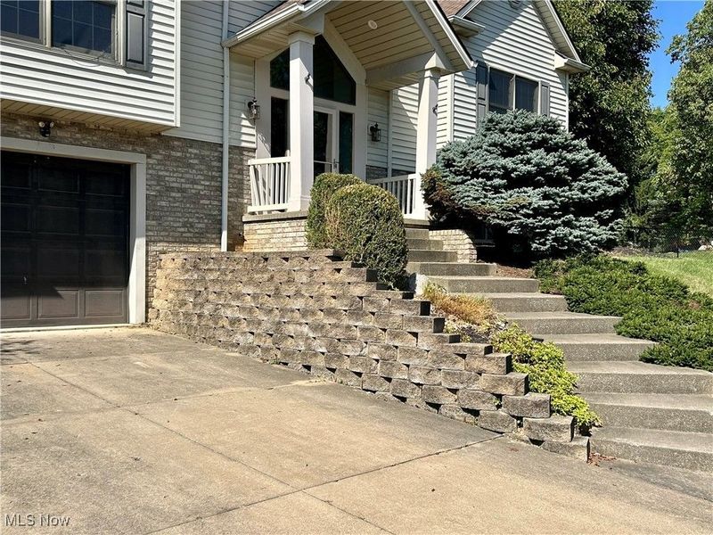 5623 Shallow Creek Avenue, Louisville, OH 44641 Photo 4