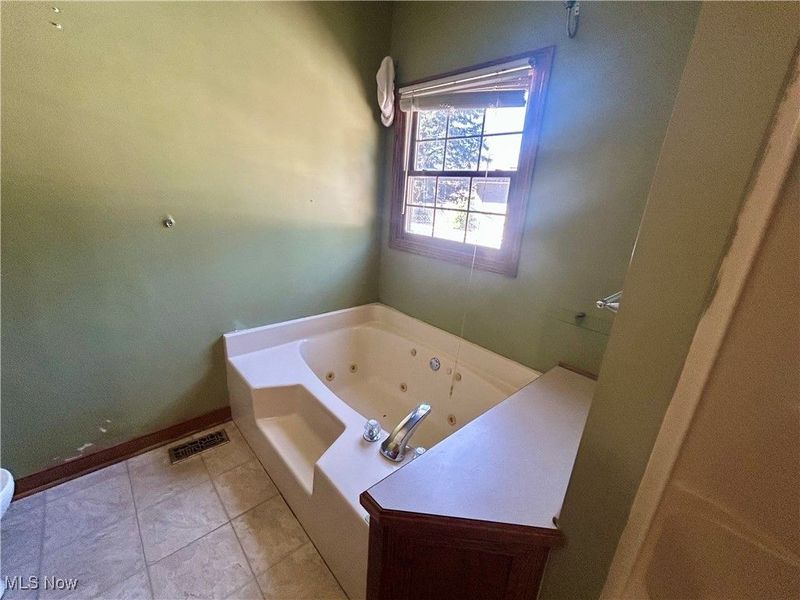 5623 Shallow Creek Avenue, Louisville, OH 44641 Photo 44