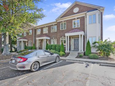 519 Darby Creek Road, Unit 3, Lexington, KY 40509