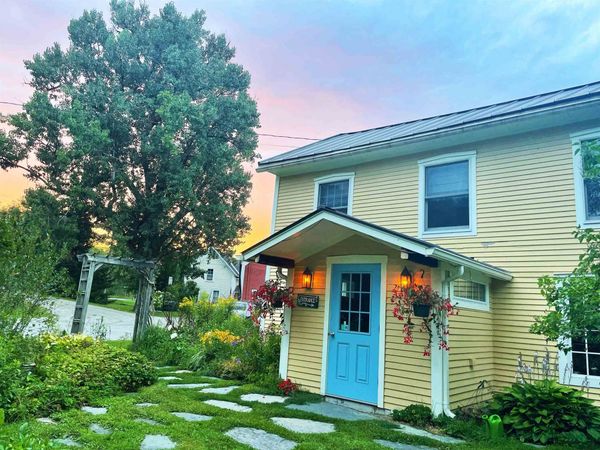 5677 Main Street, Waitsfield, VT 05673