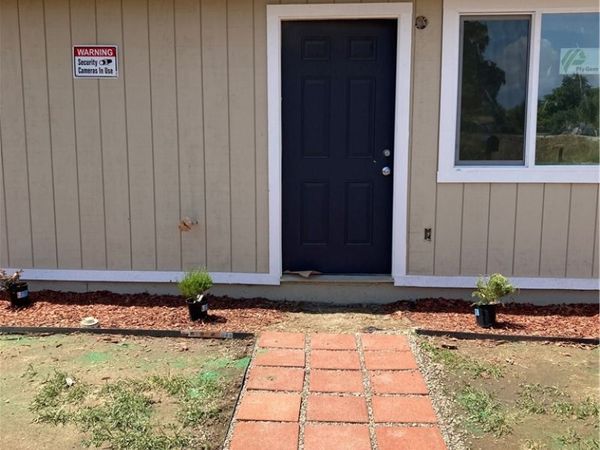 209 S Magnolia, Farmersville, CA 93223