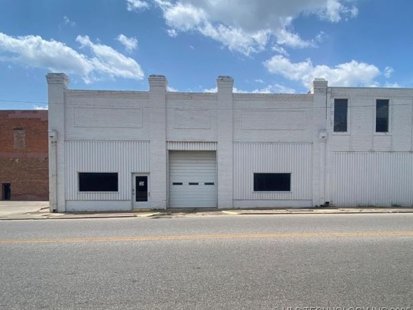 111 N Washington Street, Ardmore, OK 73401