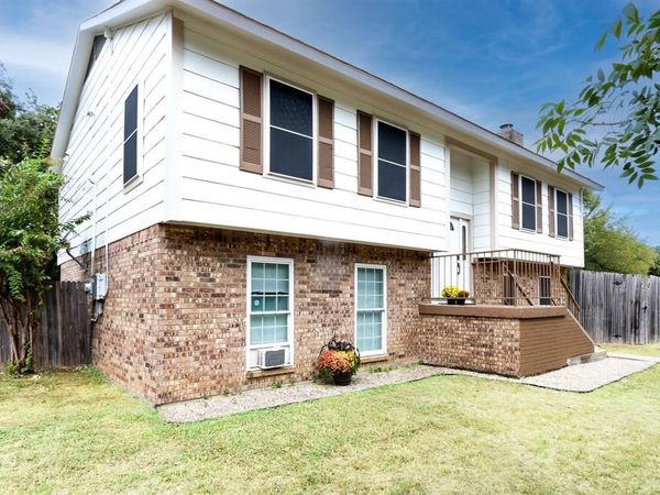 5000 Bama Drive, Arlington, TX 76017