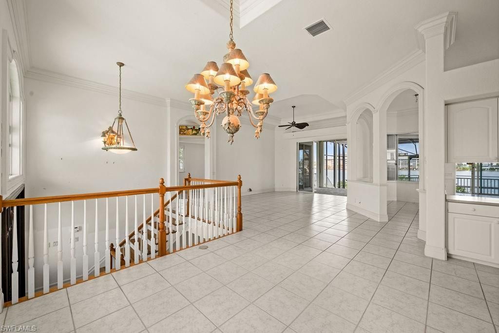371 Bayside Ave, Naples, FL 34108 Photo