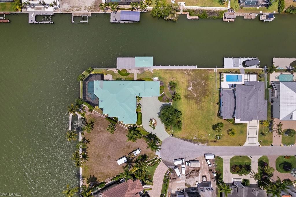 371 Bayside Ave, Naples, FL 34108 Photo