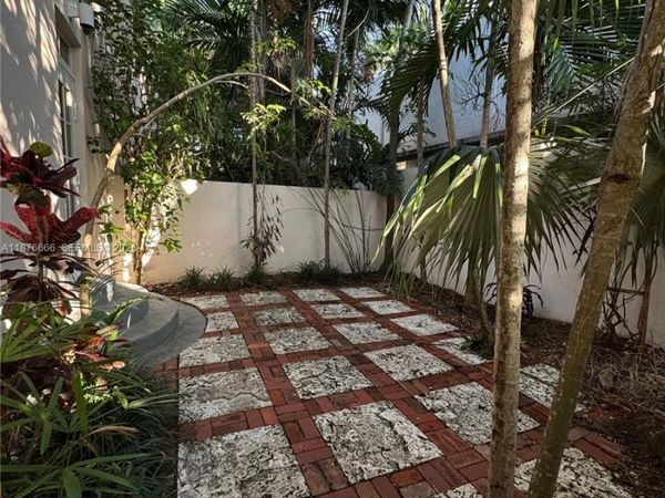 732 Euclid Ave, Unit 4, Miami Beach, FL 33139