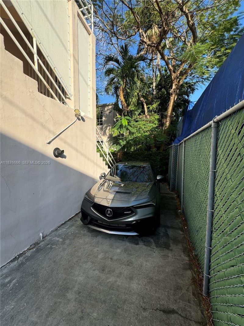 732 Euclid Ave, Unit 4, Miami Beach, FL 33139 Photo