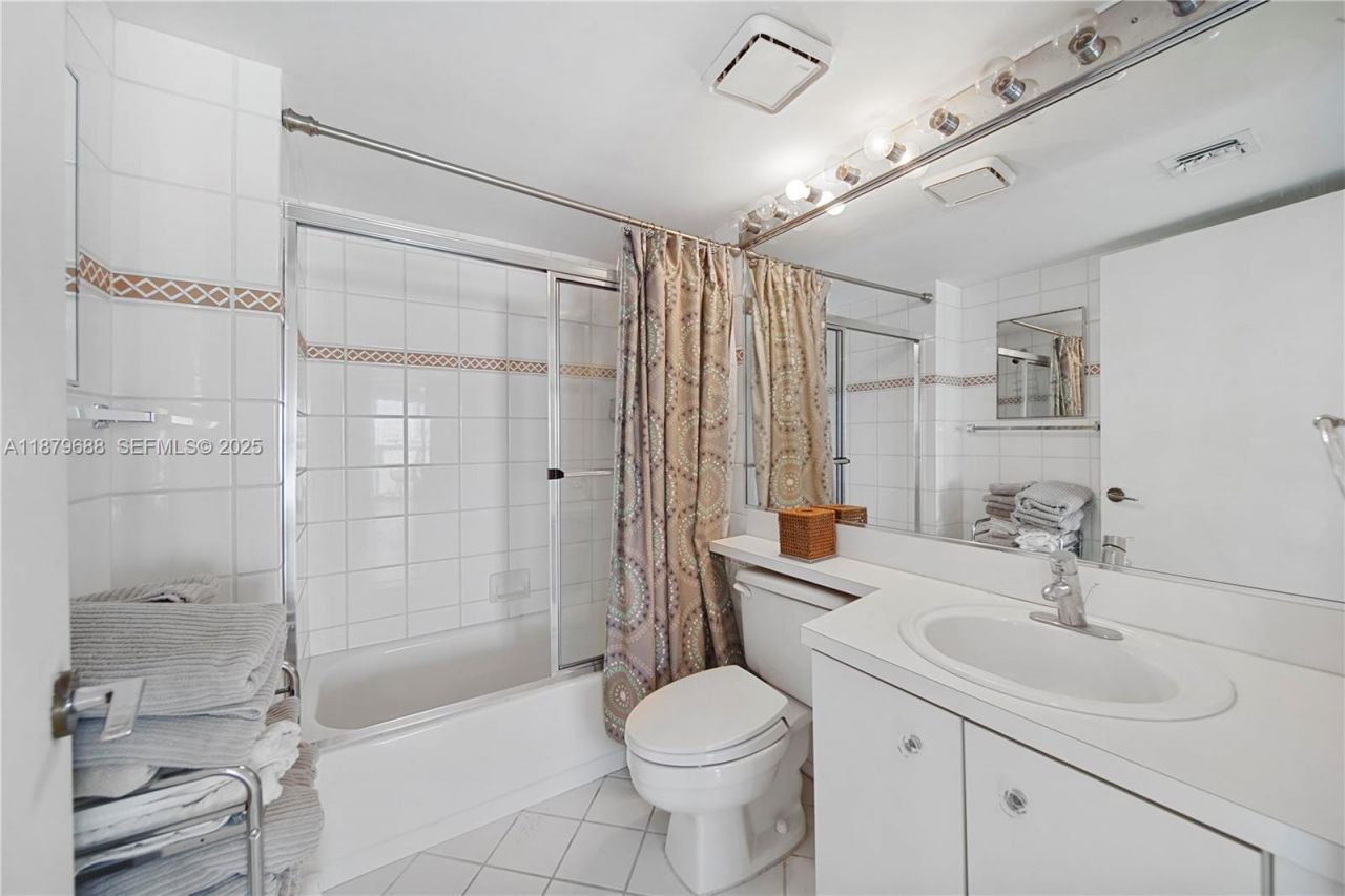 3411 Indian Creek Dr, Unit 604, Miami Beach, FL 33140 Photo