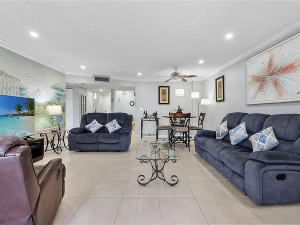 4851 NW 21st St, Unit 109, Lauderhill, FL 33313