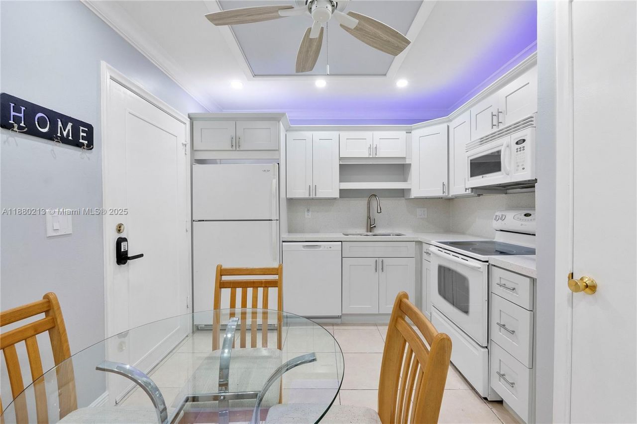 4851 NW 21st St, Unit 109, Lauderhill, FL 33313 Photo