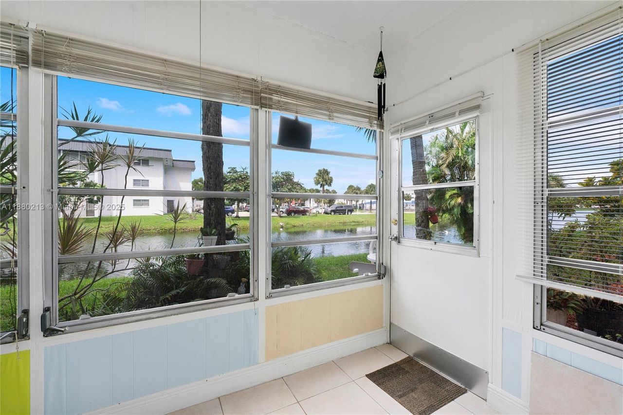 4851 NW 21st St, Unit 109, Lauderhill, FL 33313 Photo